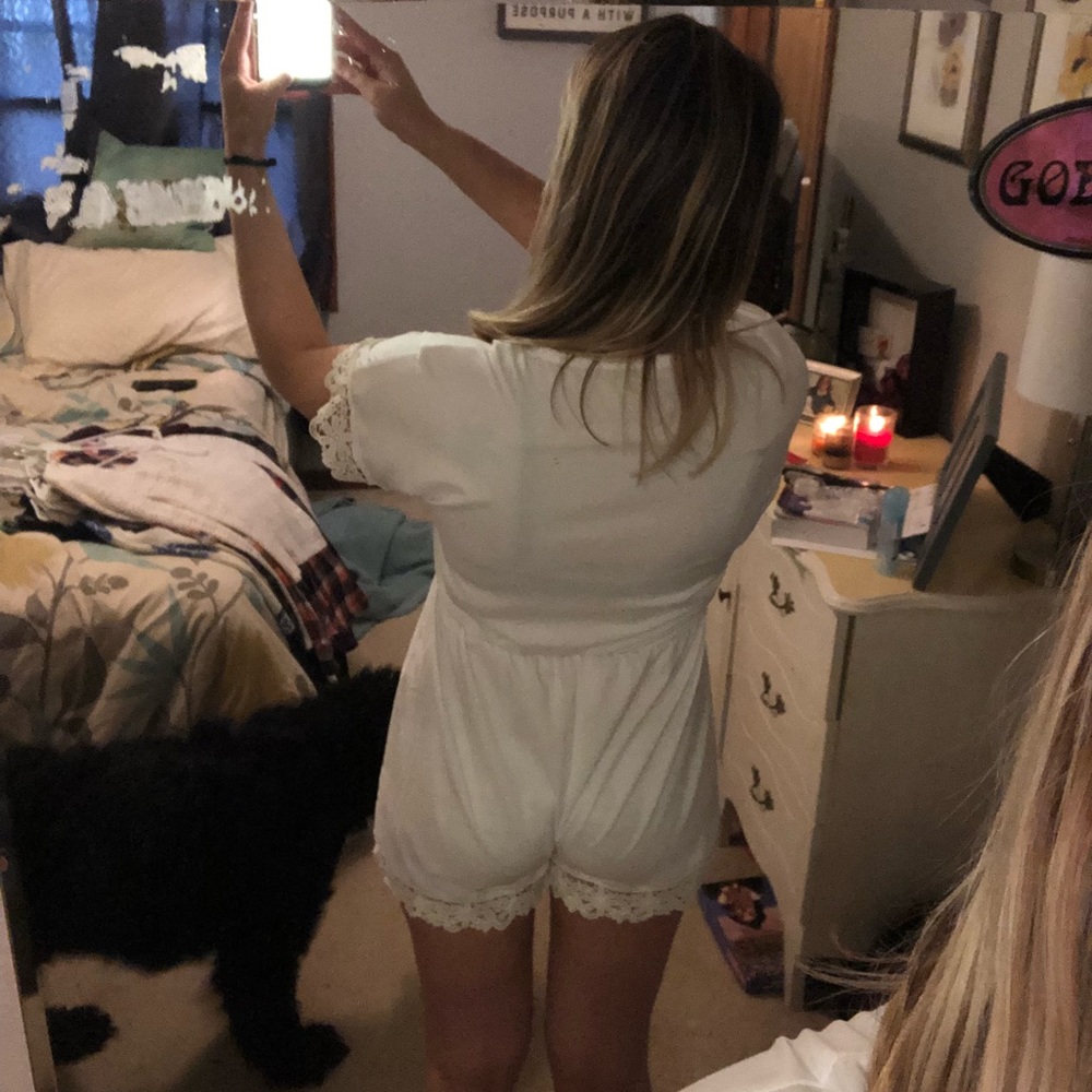 Romper - Picture 2 of 3